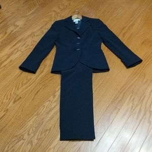 Liz Claiborne Suits Petite size 4p black